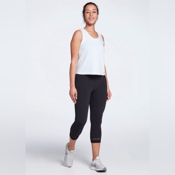 Calia Essential Mesh Capri Cropped Legging - Picture 5 of 12